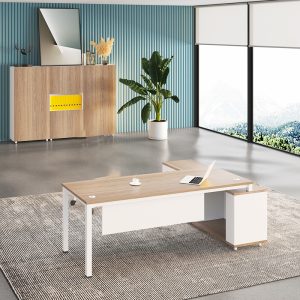 Square Desk